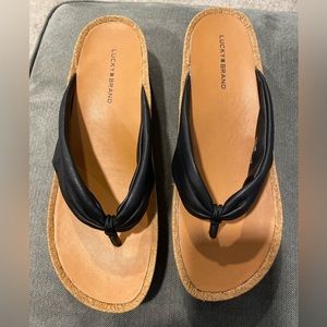 Lucky Brand Lellina Wedge Sandal size 8.5